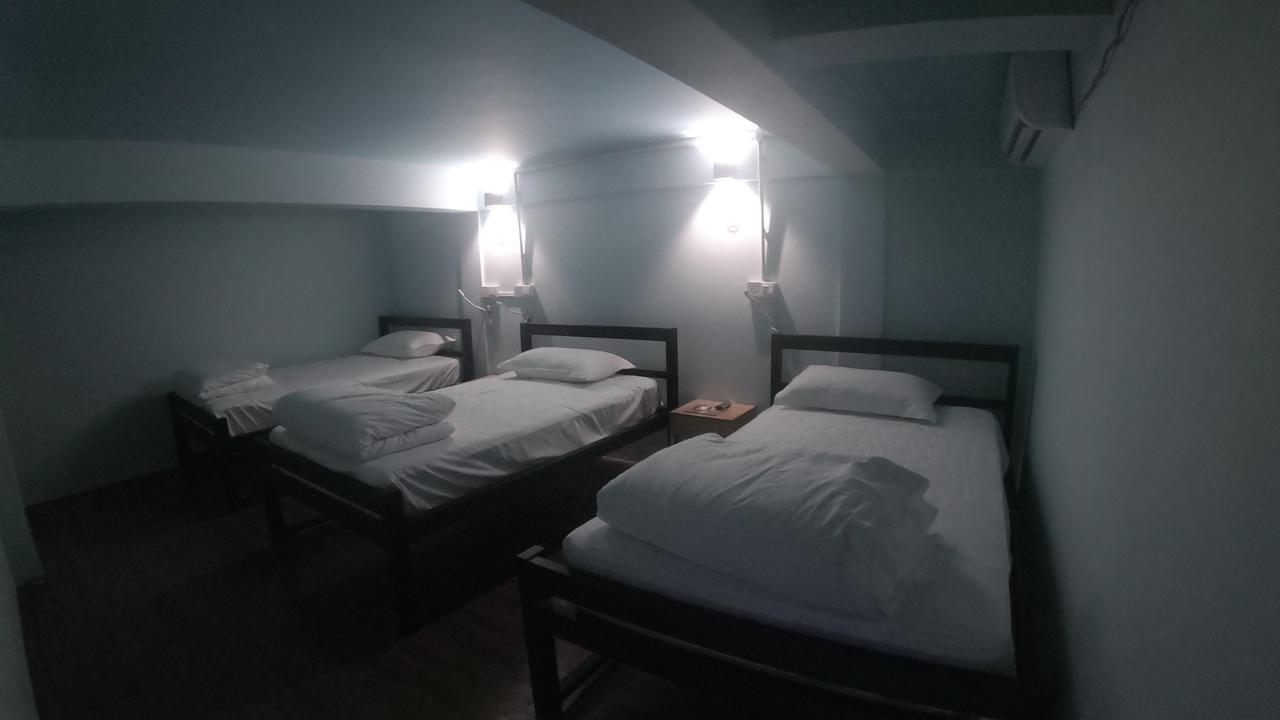 Kaung Hostel Мандалай Экстерьер фото